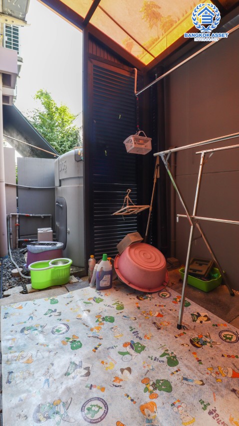 *****ทาวน์เฮ้าส์มือสองย่านนนทบุรี ม.อินดี้ บางใหญ่2 บนเนื้อที่ 18.1 ตร.ว. ฟังก์ชัน 2 ห้องนอน 3 ห้องน้ำ 2 ที่จอดรถ บ้านใหม่ สภาพดี  เพียง 700 ม.ก็ถึงถ.กาญจนาภิเษก ใกล้เซ็นทรัลเวสต์เกต และรถไฟฟ้าสายสีม่วง "สถานีตลาดบางใหญ่"